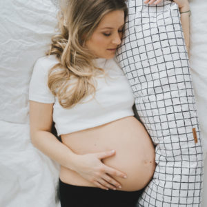 Stillkissen in schwarz/weiß