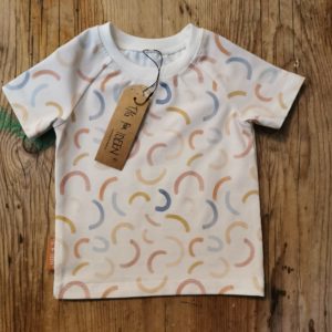 T-Shirt "Halbkreise" bunt