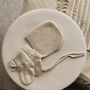 Merino Babymütze warmweiß