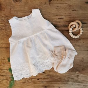 festliches Kleid mit Spitzenbordüre