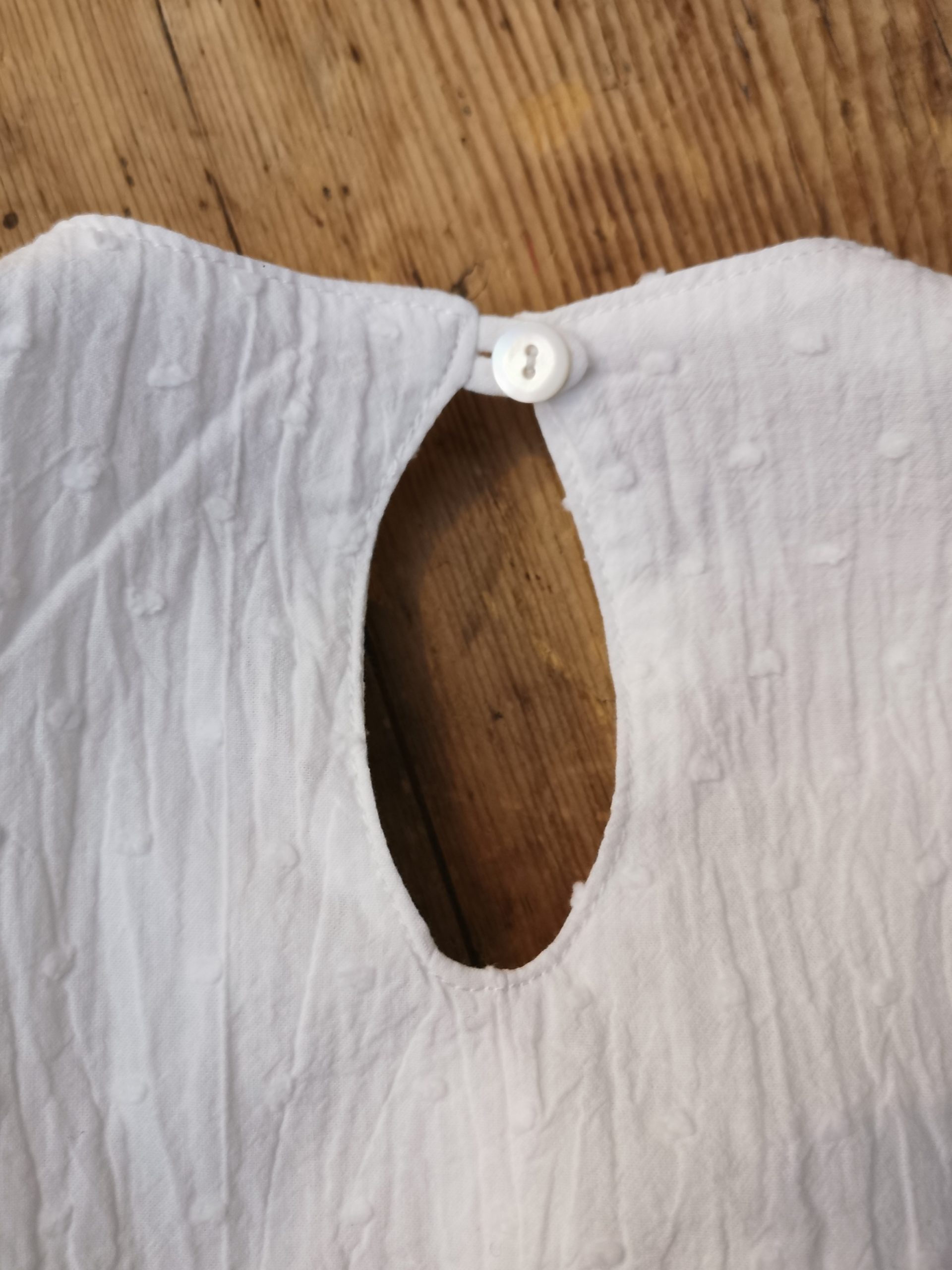 Pünktchen-Tunika weiß – Bild 4