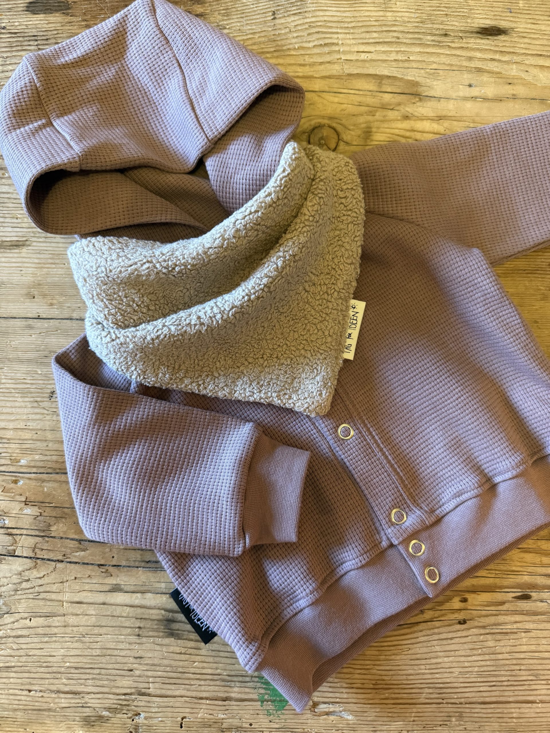 Dreiecktuch Plüsch/taupe – Bild 3
