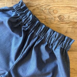 Culotte jeansblau mit Paperbag-Bund - Größe 92