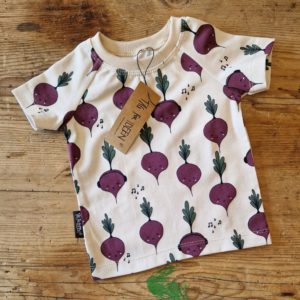 T-Shirt mit Rote Rüben Print