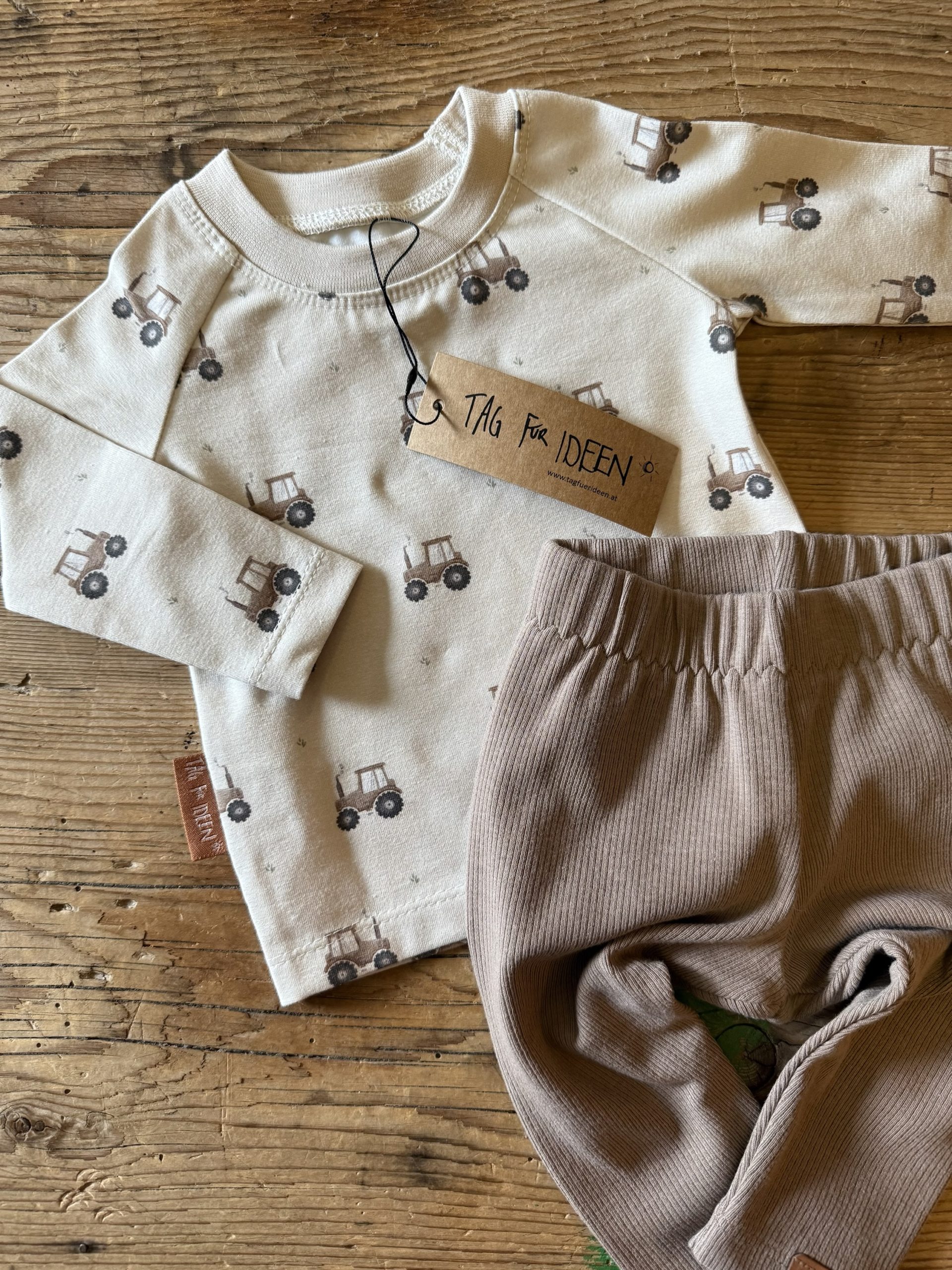 Langarmshirt "Traktor" taupe – Bild 3
