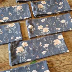 Stirnband "Blumen jeansblau"