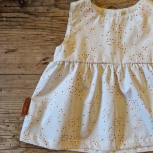 Kleid mit zarten Punkten