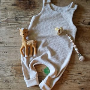 Lochstrick-Strampler hellbeige