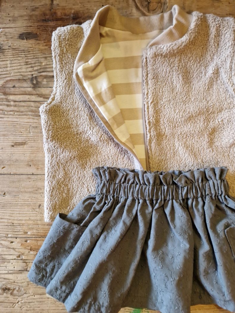 Bestickter Rock mit Taschen oliv – Bild 4