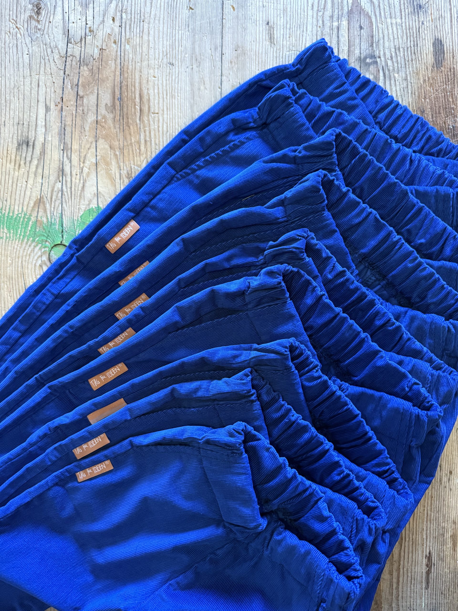 Feincordhose "Knallblau" – Bild 6