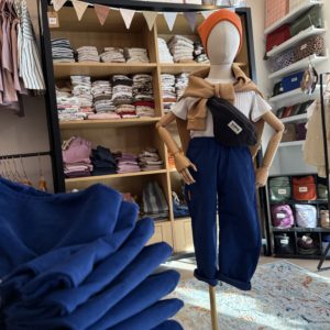 Feincordhose "Knallblau"