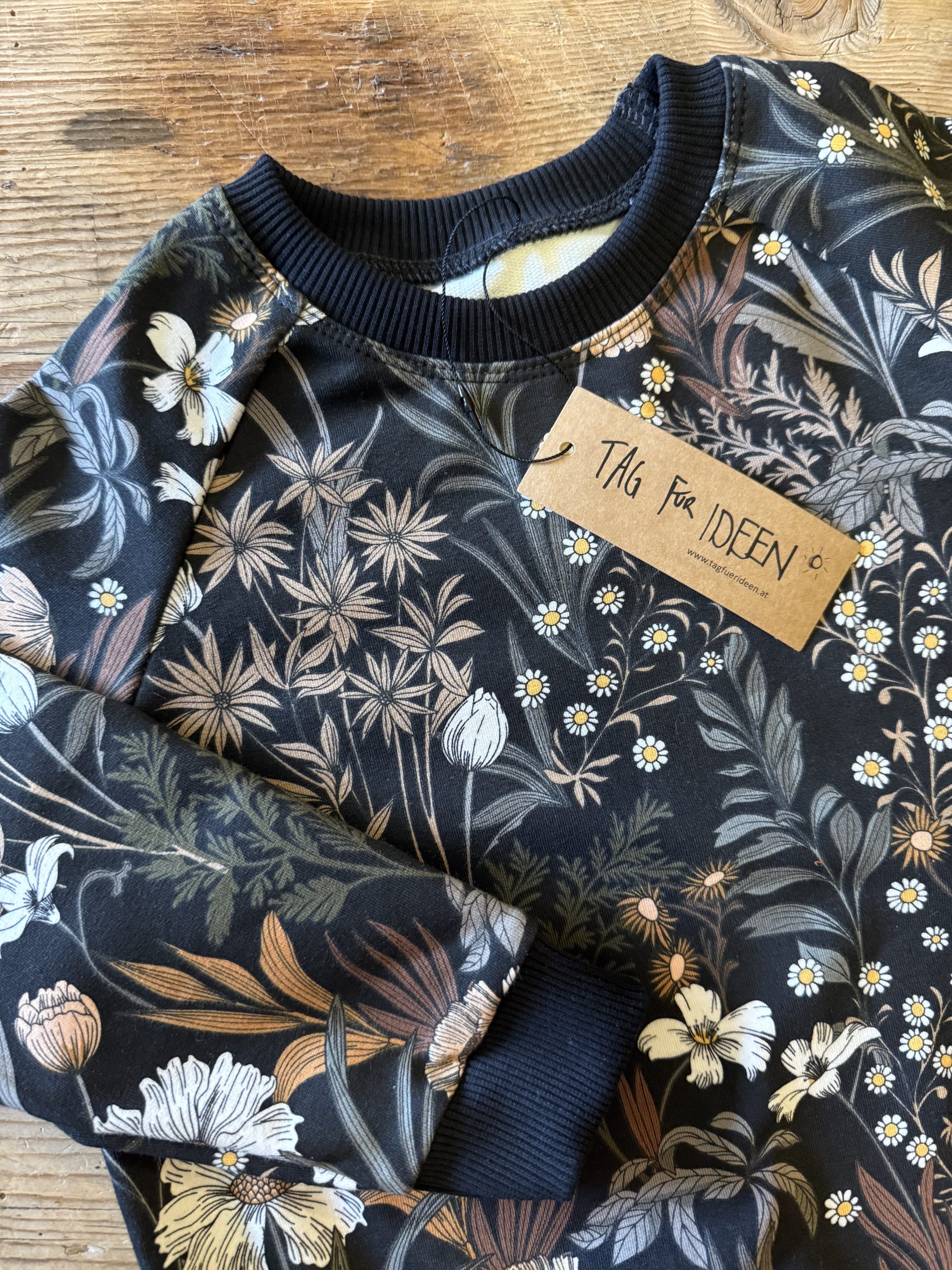 Sweater "Blumen" creme/anthrazit – Bild 2