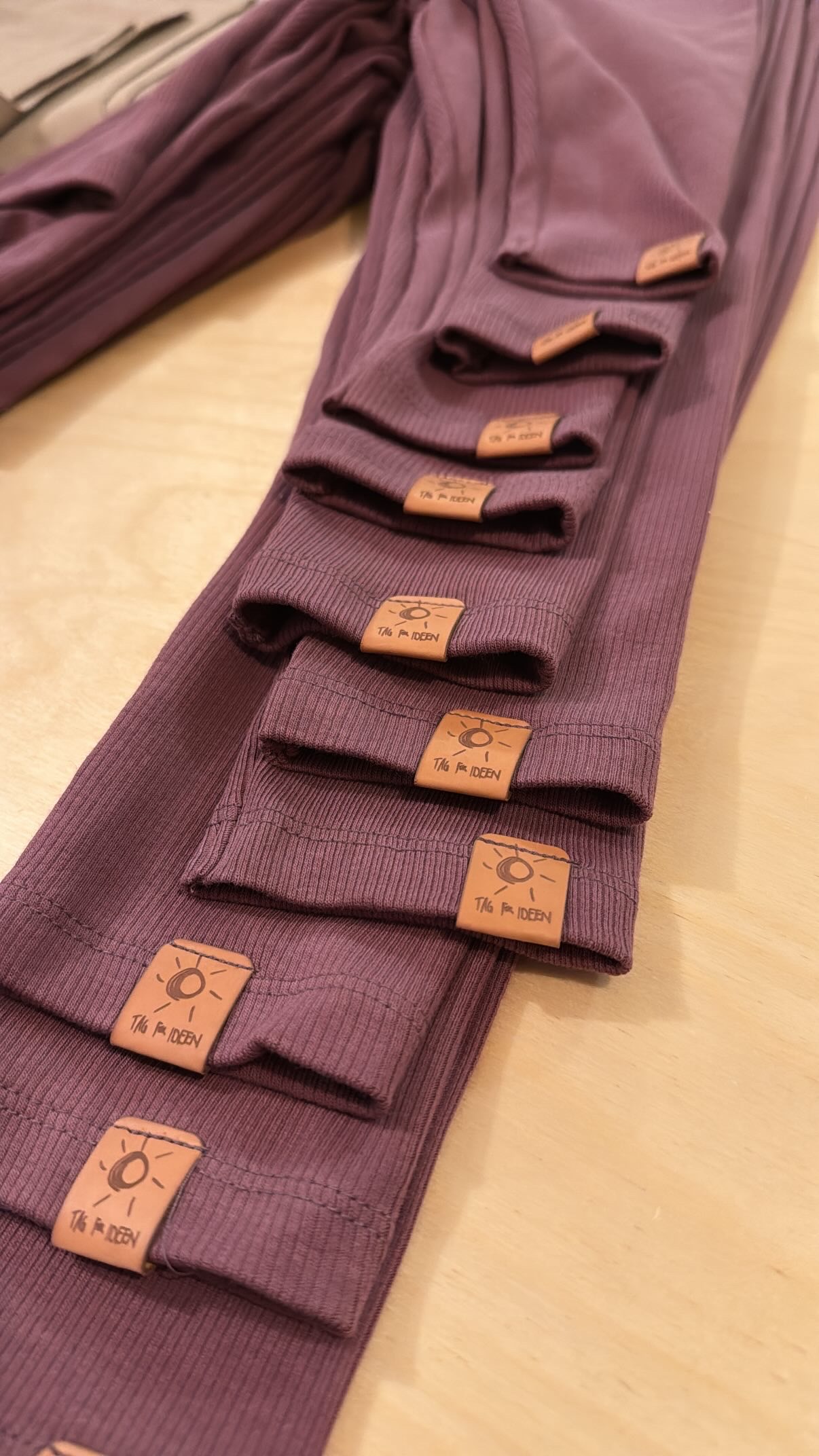 Rib-Leggings beere – Bild 3