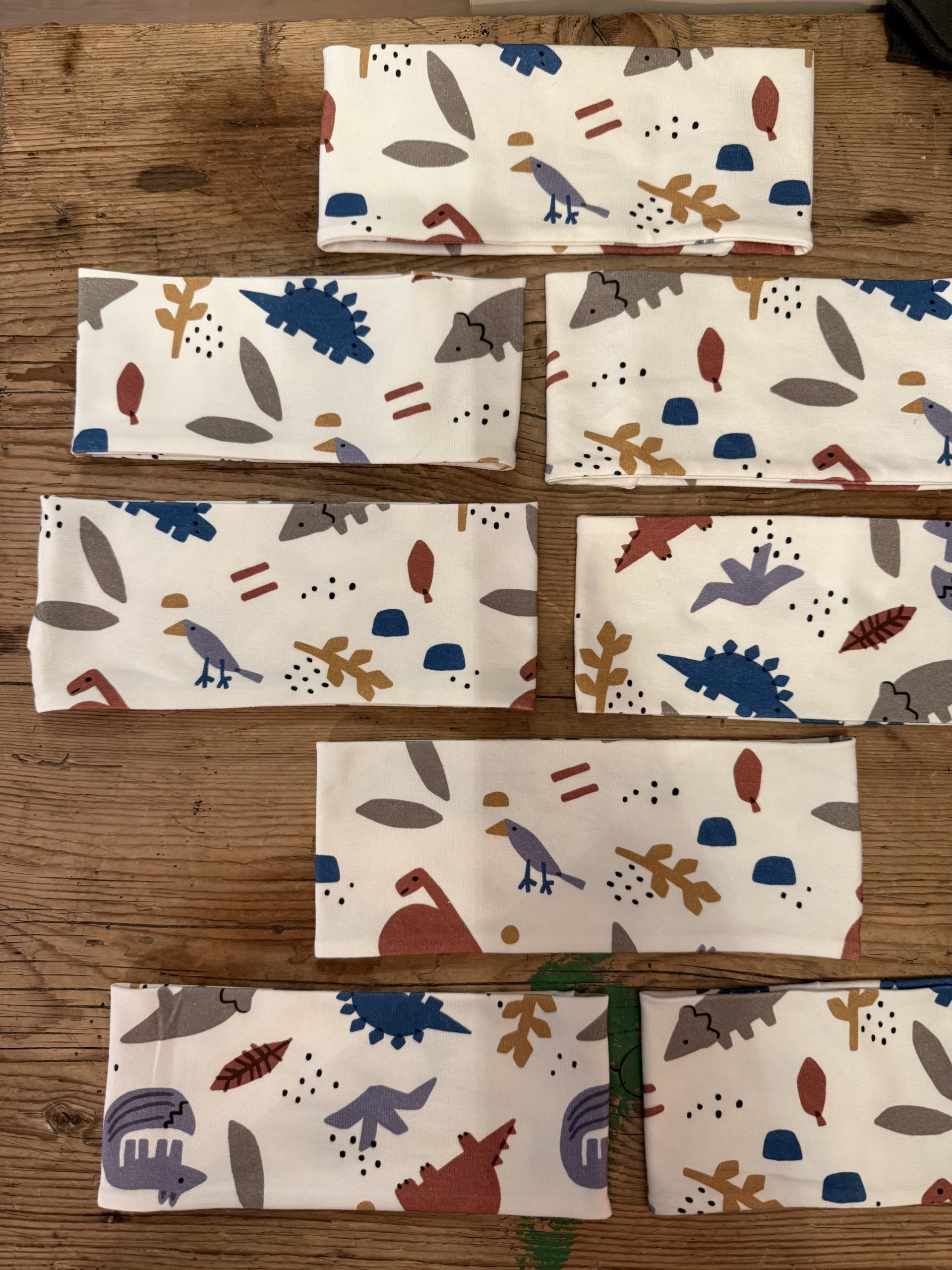 Stirnband "Dinos" bunt