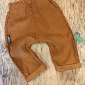 Feincordhose "cognac"