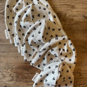 Rib-Beanie "Leo-Muster"