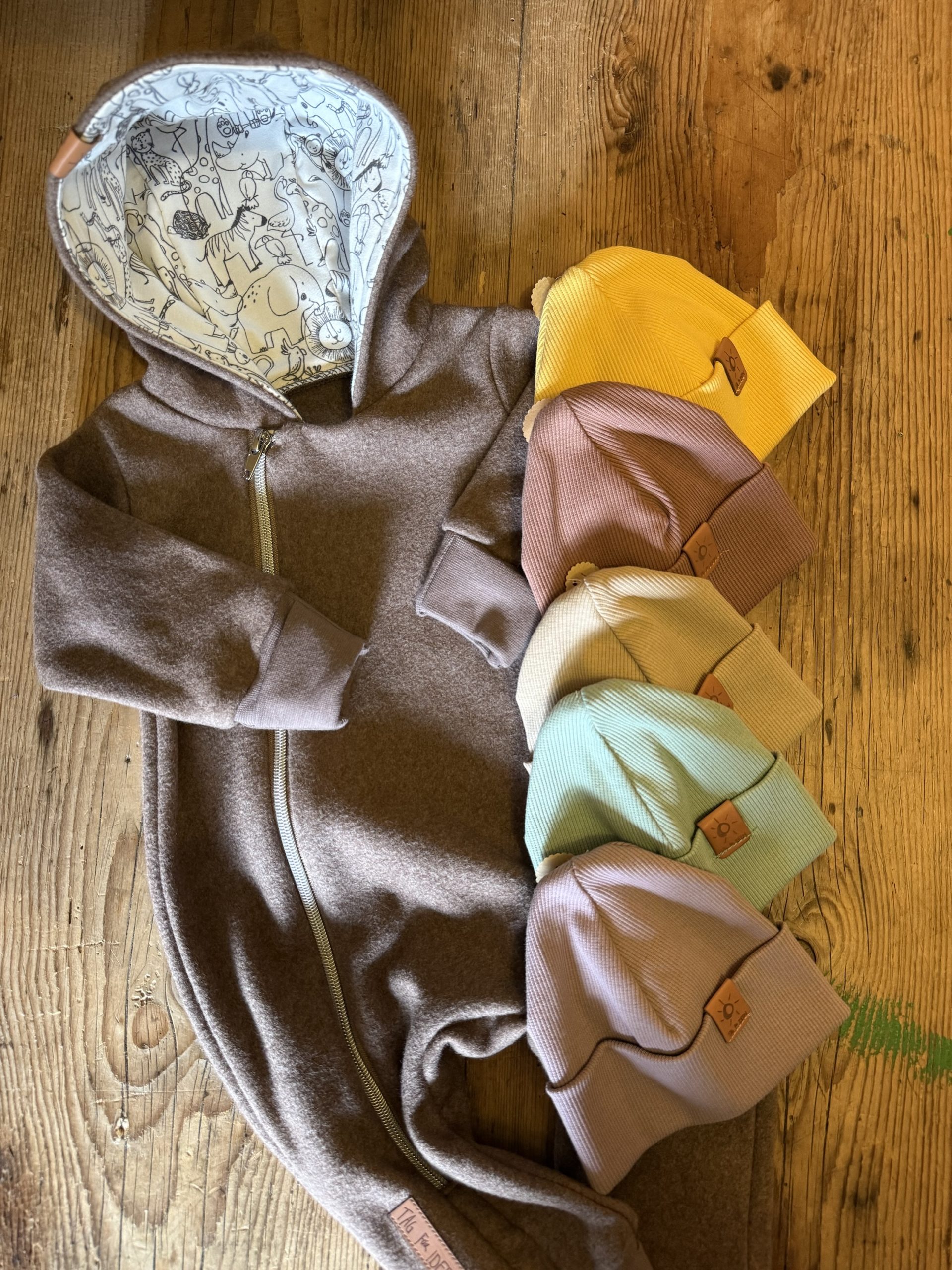 Baumwollfleece-Overall taupe meliert – Bild 2